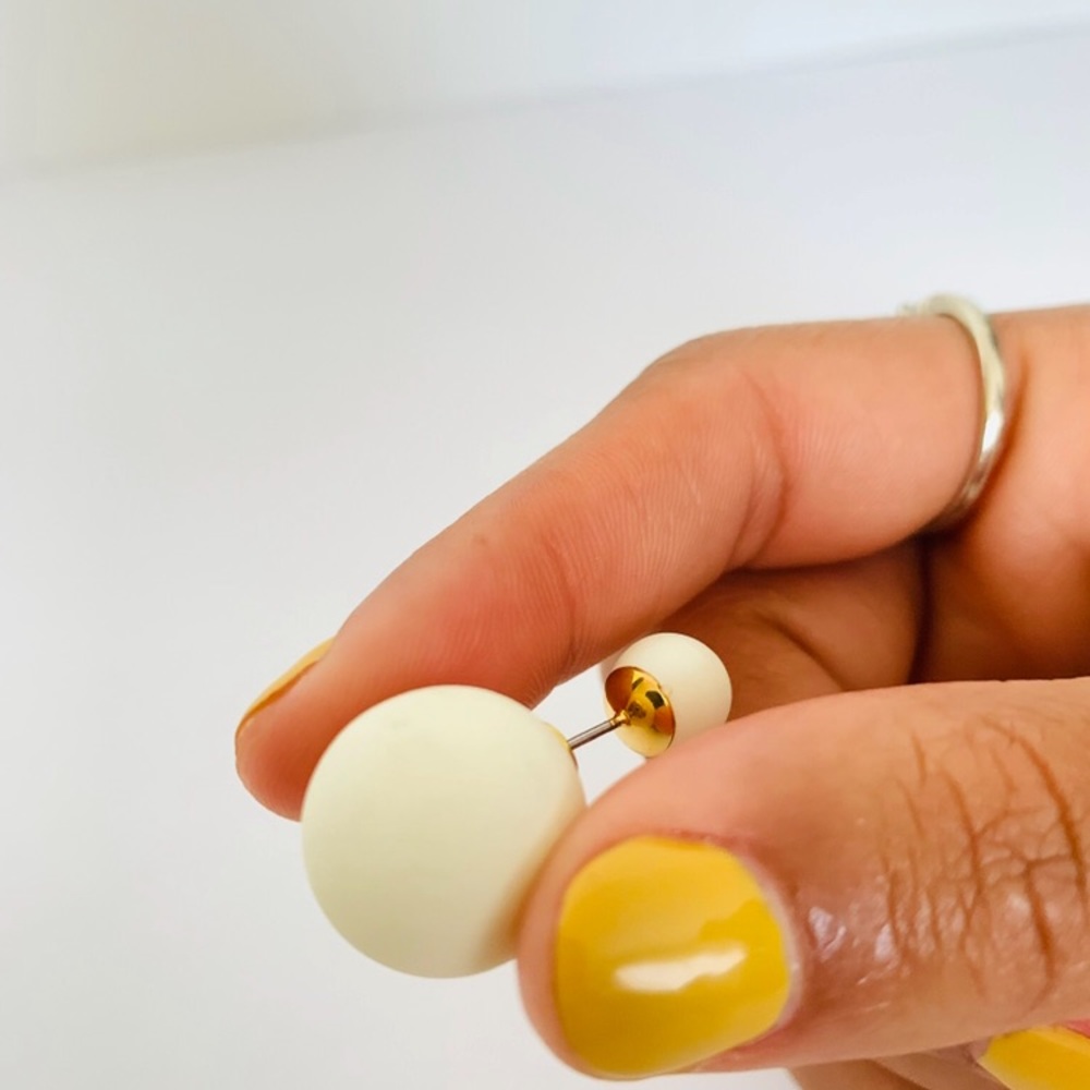 Sphere studs ✨✨✨ - Picture 3 of 4